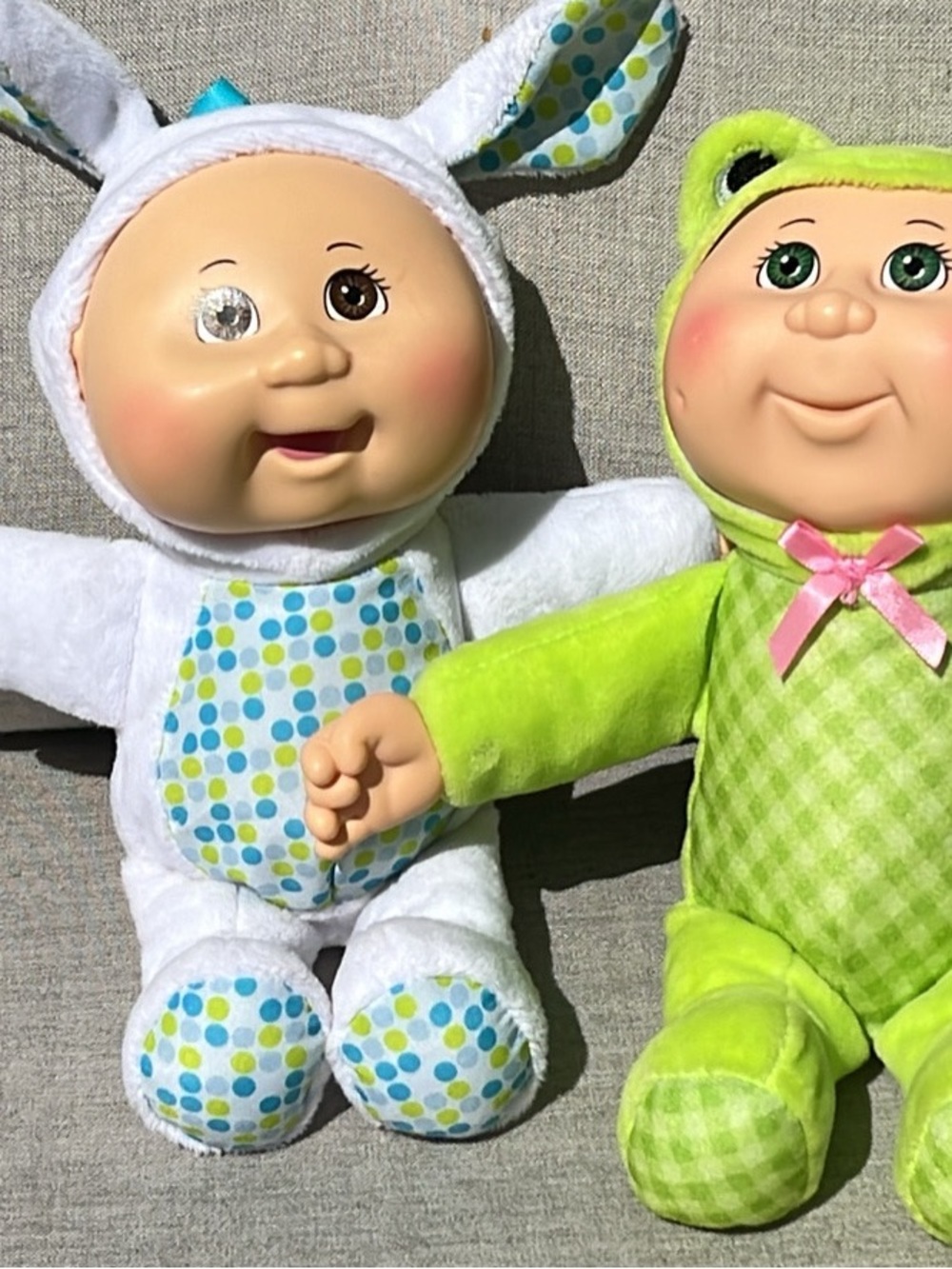 Cabbage Patch Kids Cuties Set Ophelia Frog Gingham & Blue Polka Dot Bunny 9"
